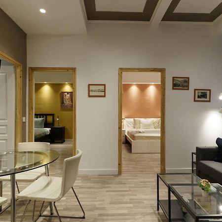 Syntagma 2Bd Luxury Apartment เอเธนส์ ภายนอก รูปภาพ